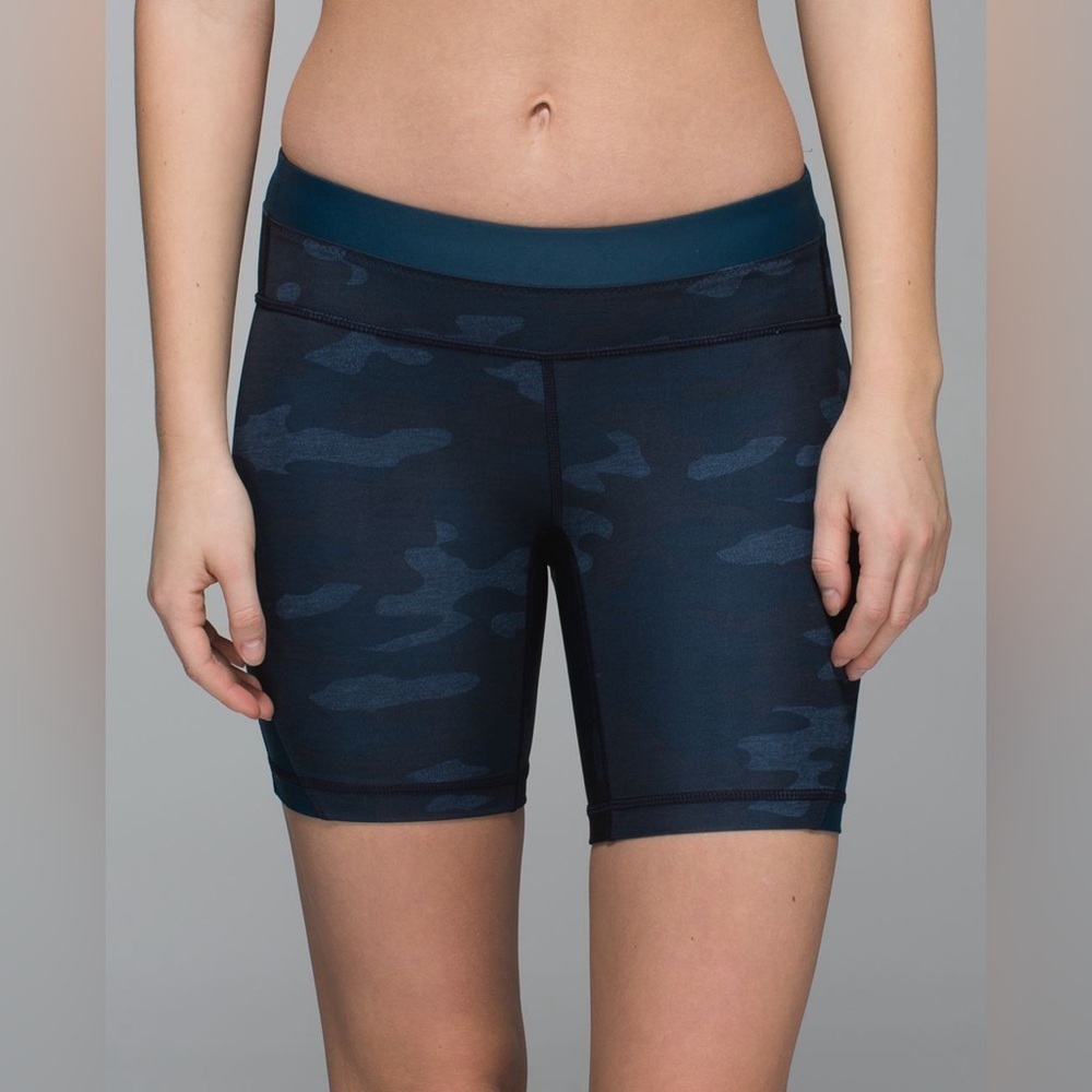 Lululemon Clip In Bike Short - Heathered Textured Lotus